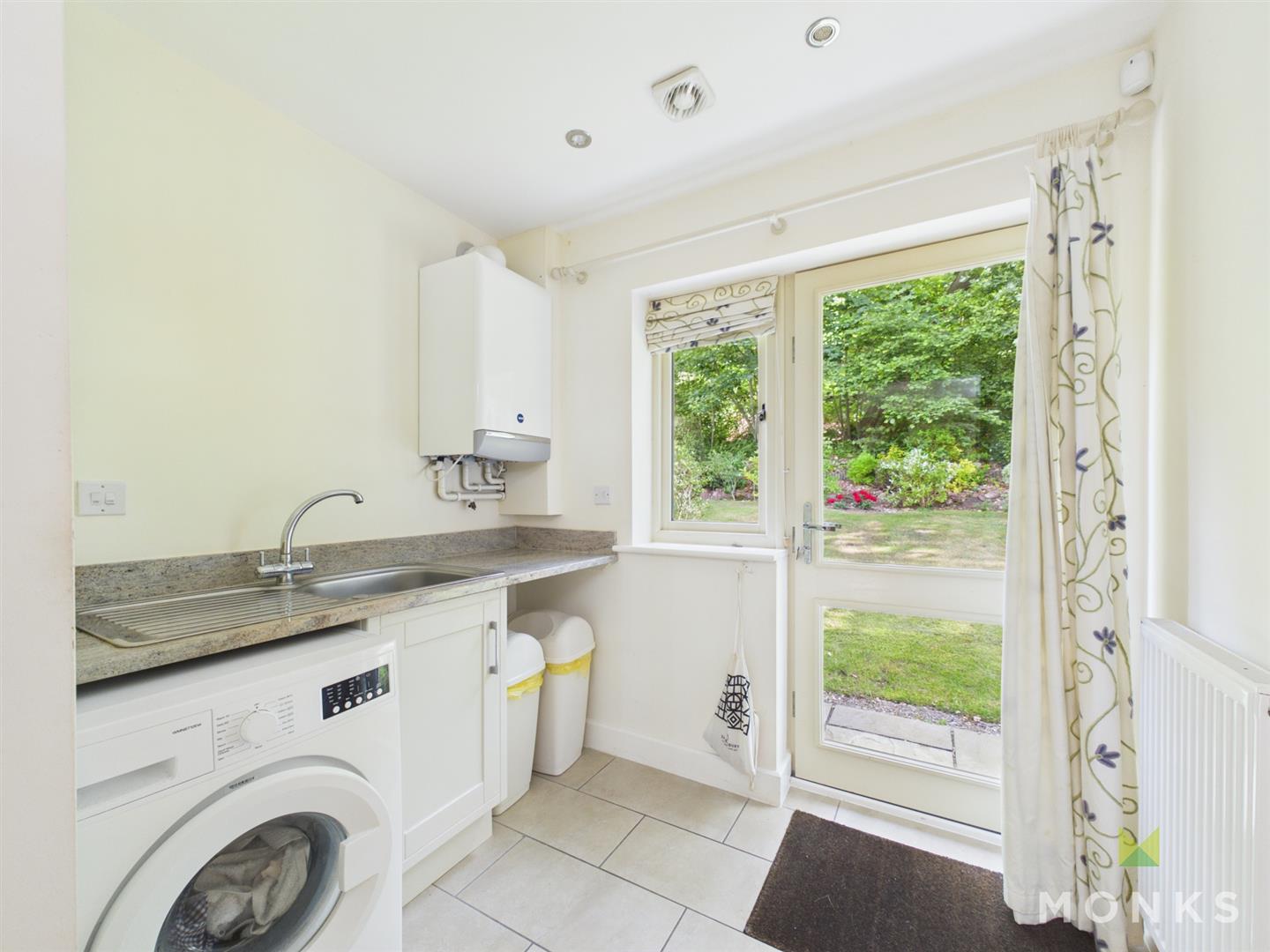 10 The Pines Lower Road, Shrewsbury, SY4 3RH For Sale